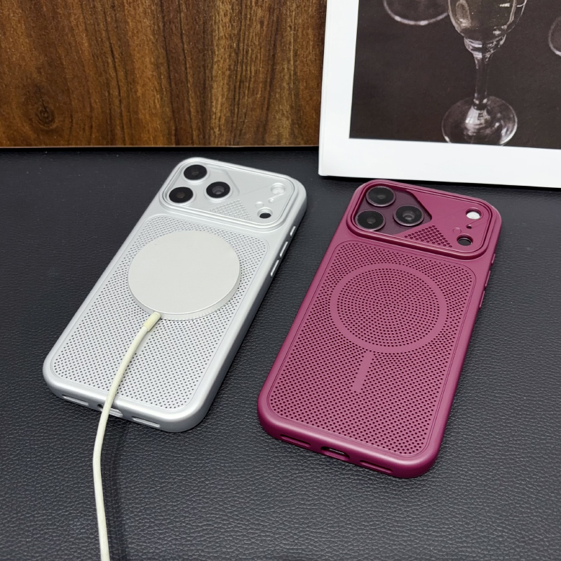 맥세이프 마그네틱 무선 충전 솔리드 컬러 무광 소프트  - Matte Hard Pc Back Case 리뷰 및 가격