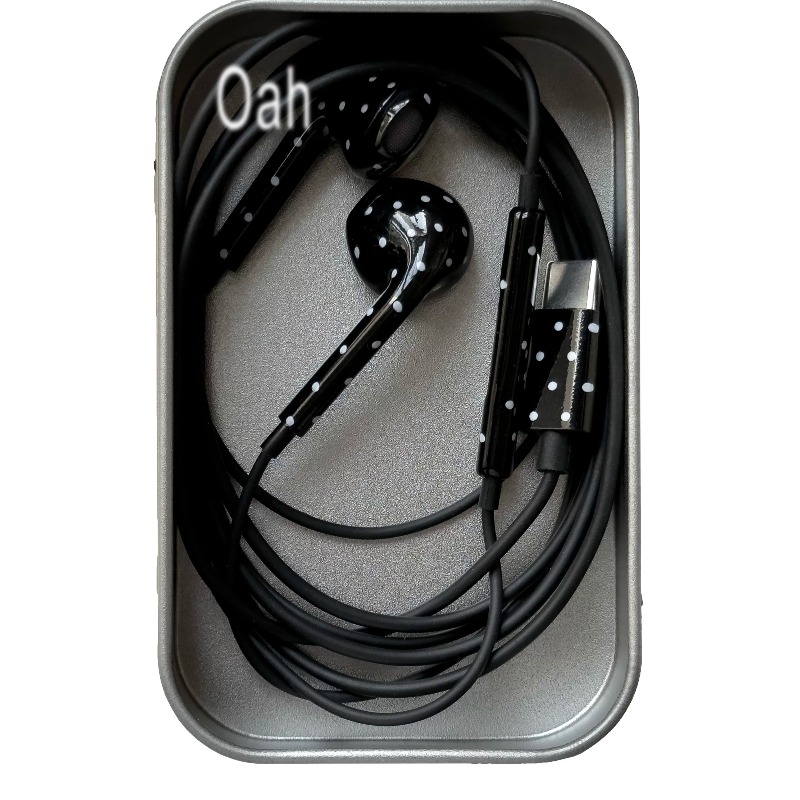 오아 폴카 도트 유선 이어폰 ABS 소재 타입-C/라이 - Earphones 리뷰 및 가격